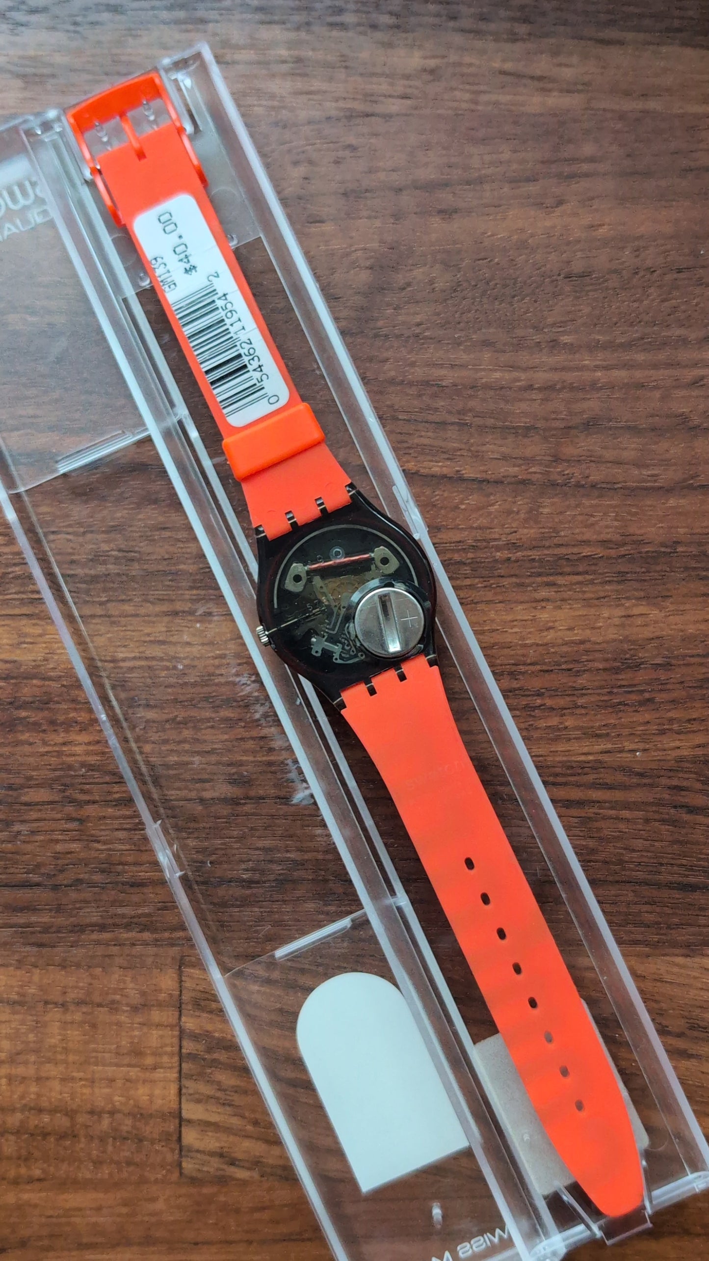 Swatch "Conform" GM139 (NWT)