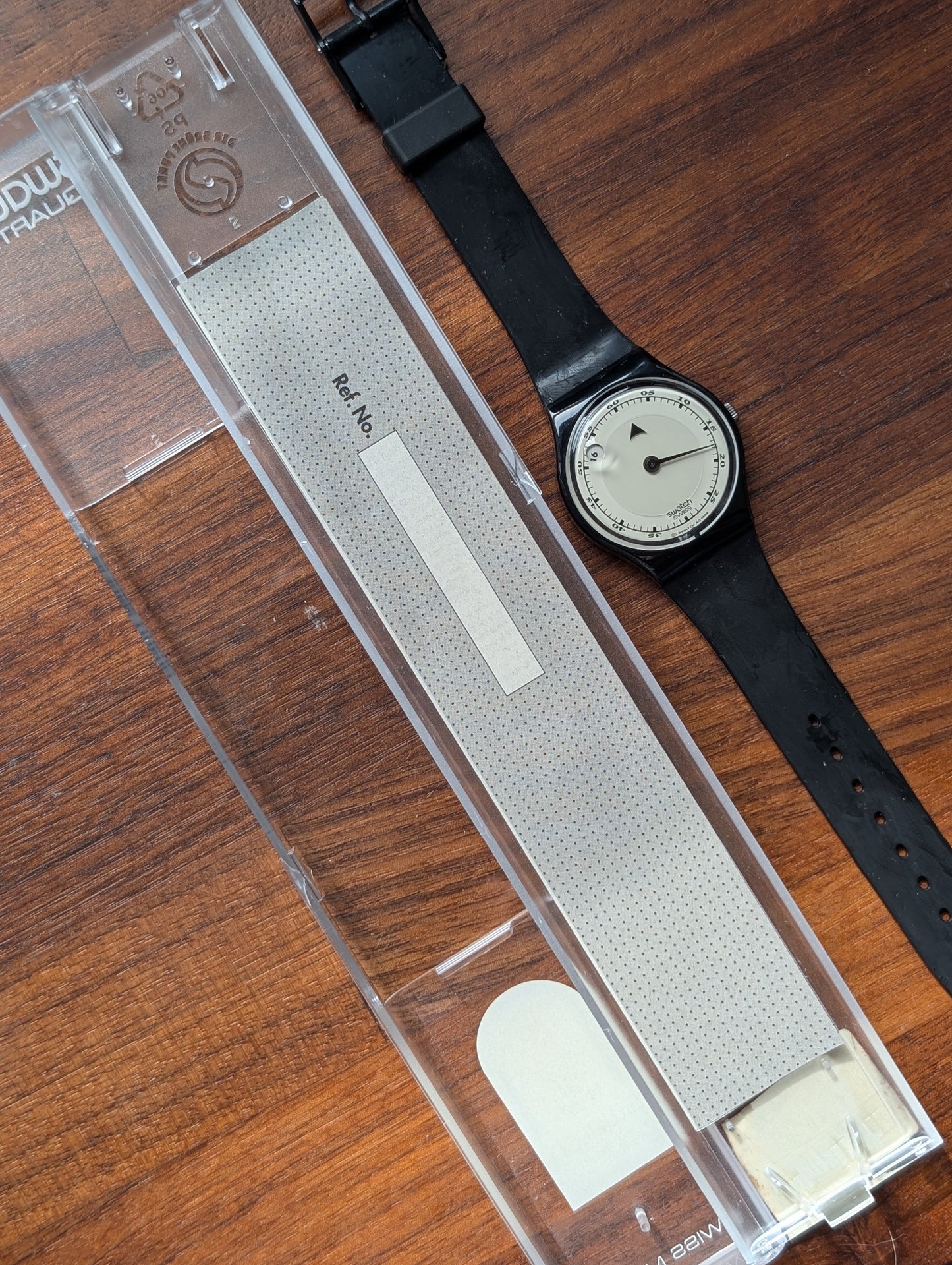 Swatch "Turnover" GB417 (NOS)