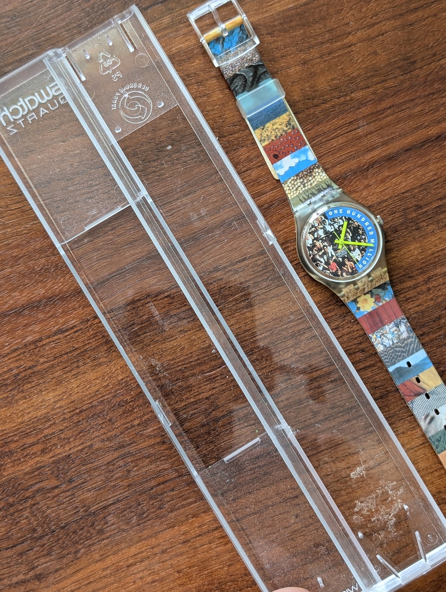 Swatch "The People" GZ126 (NWT)