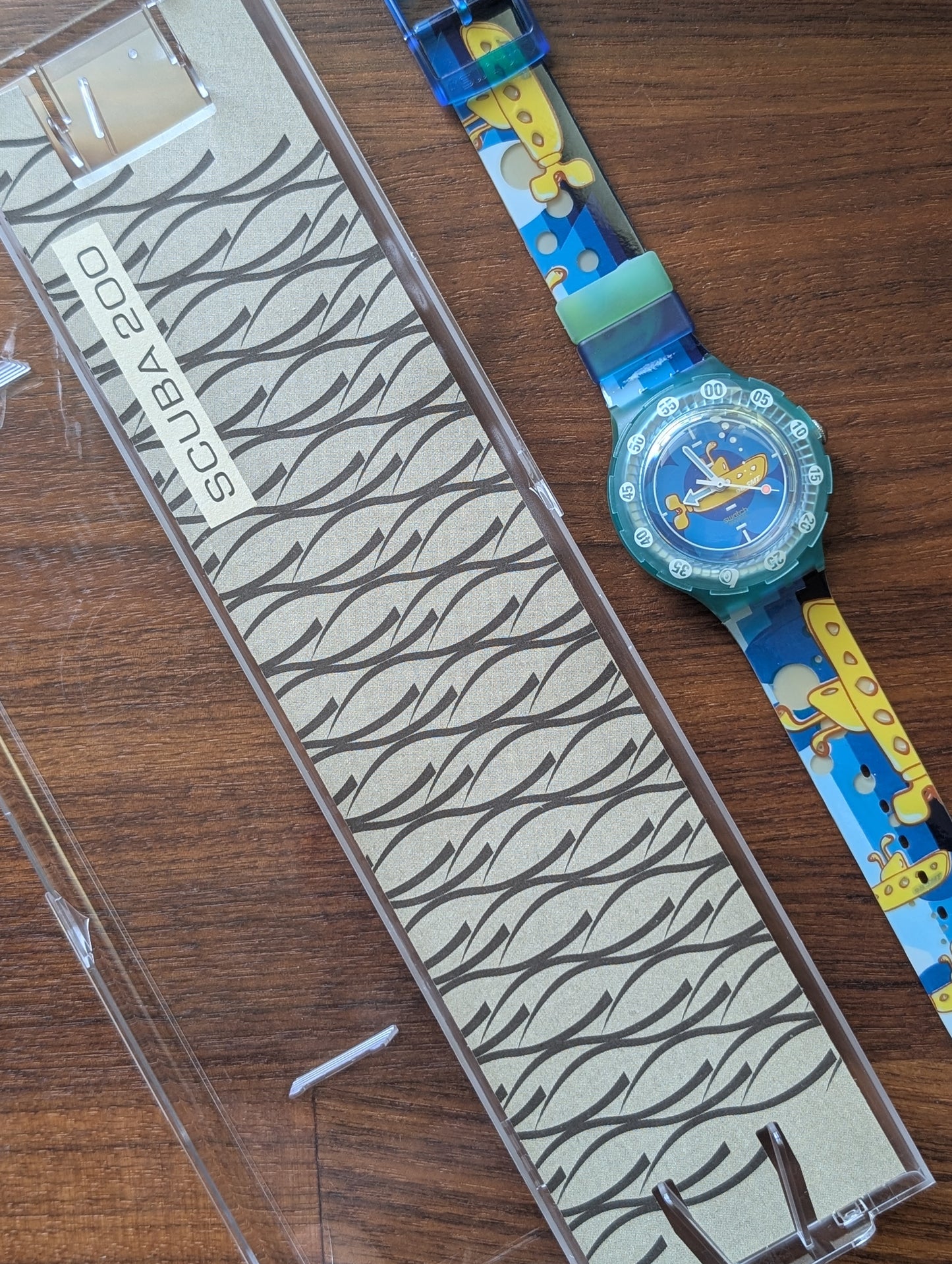 Swatch Scuba "Yellow Submarine" SDL101 (NOS)