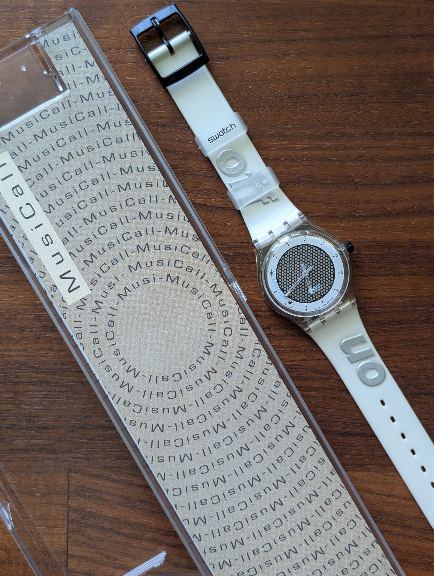 Swatch Musicall "Time to Cook" SLK114 (NOS)