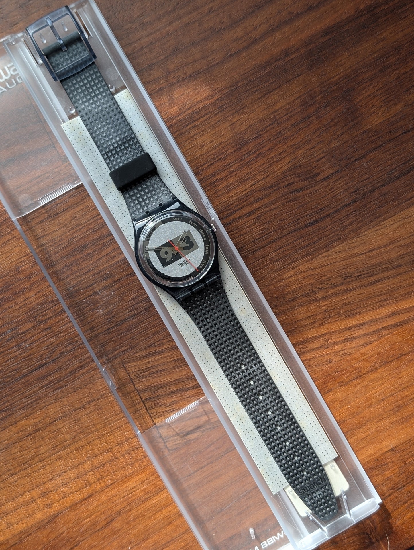 Swatch "Nuni" GM108 (NOS)
