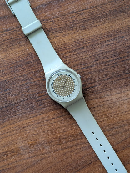Swatch "Golden Tan" GT103 (Used)