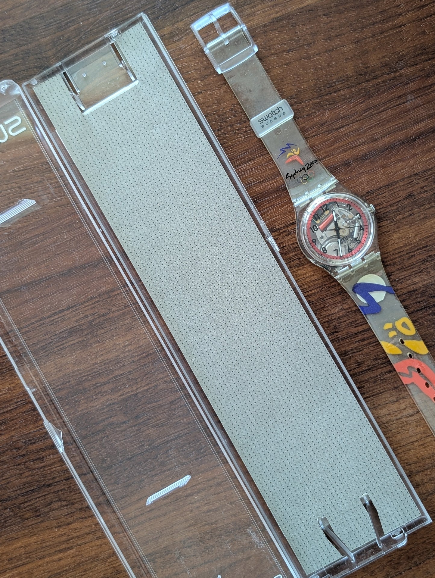 Swatch Access Sydney 2000 Olympics "Glorious Runner" SKK107 (NOS)
