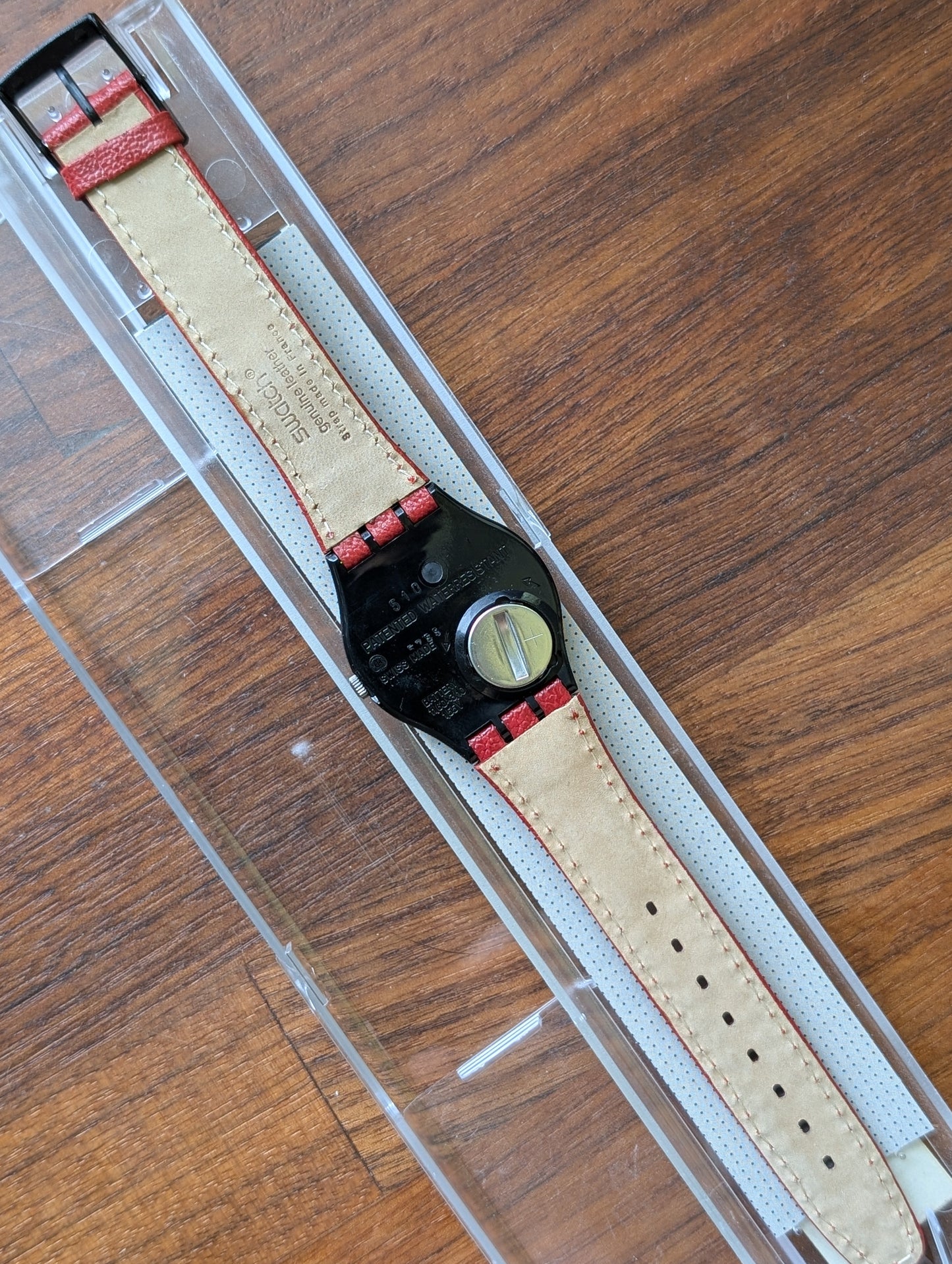 Swatch "Red Flame" GB418 (NOS)